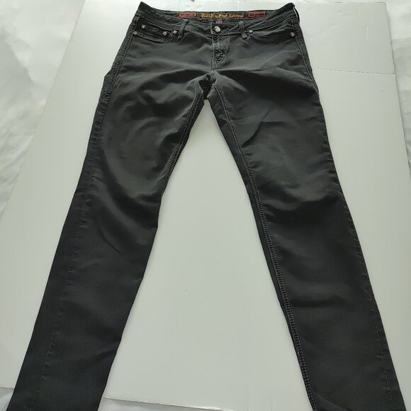 ROCK REVIVAL Woman's Low Rise Embellished Rhinestones Jeans Size 31 NWOT - Picture 1 of 8